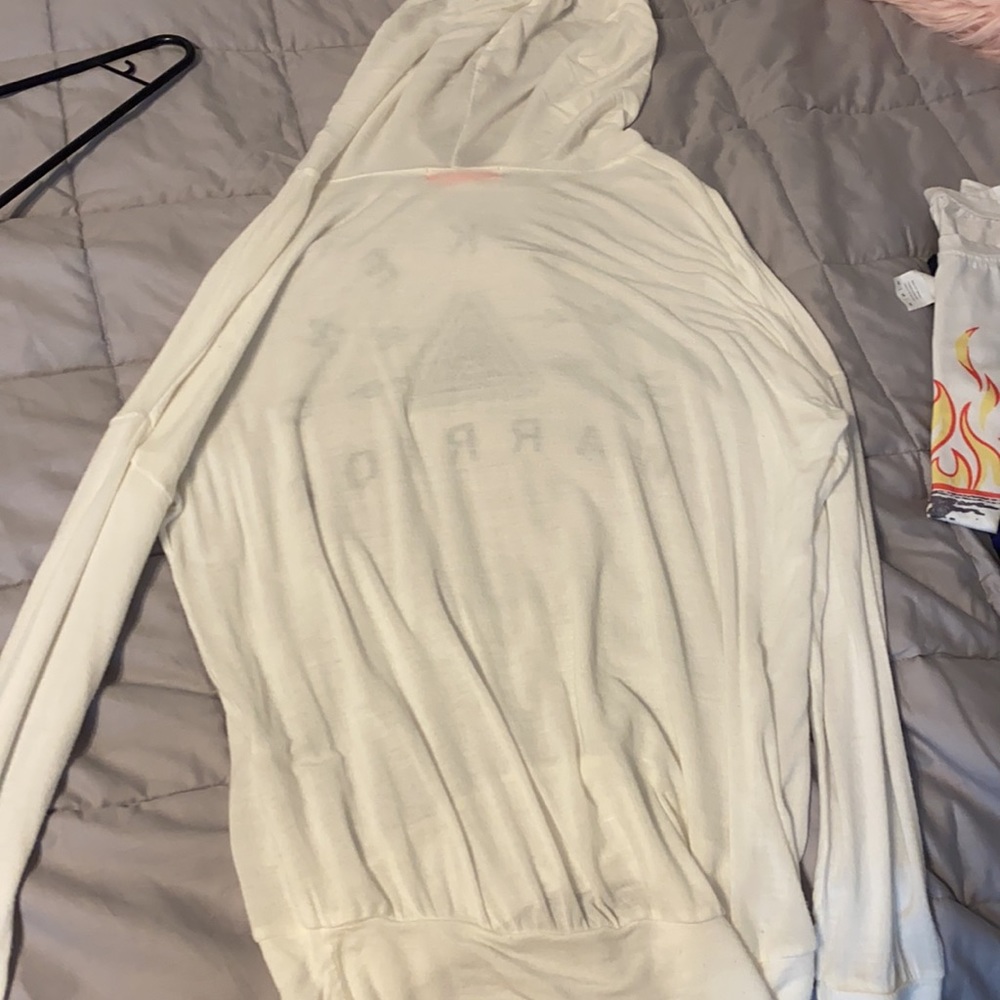 BUNDLE W/ ANY ITEM TO GET FOR FREE! - Picture 3 of 3